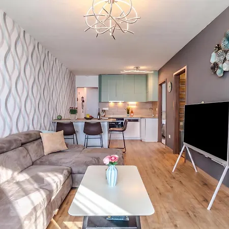Apartment Lelle Marine-hanna Pool - Happy